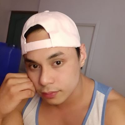 chrsglng29's profile picture. 