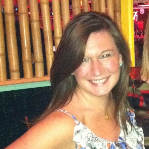 holliemccart's profile picture. 