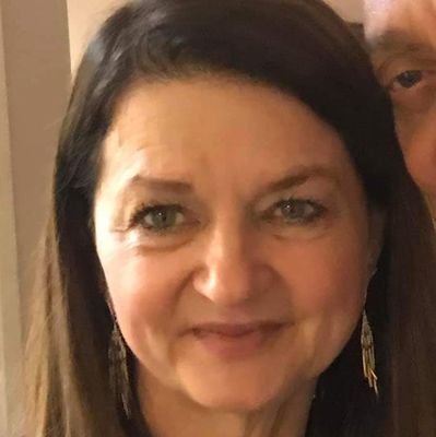 High school Spanish teacher seeking to improve equity and access for all.