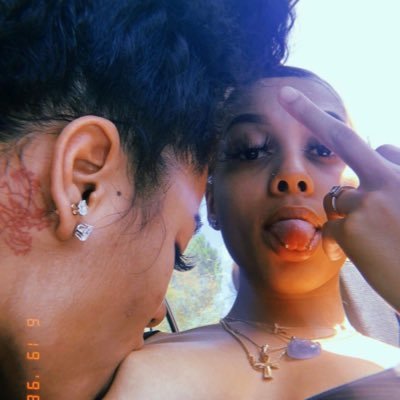 Bad bitches always compare ✌🏽🤑