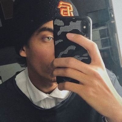 1Aosm's profile picture. 