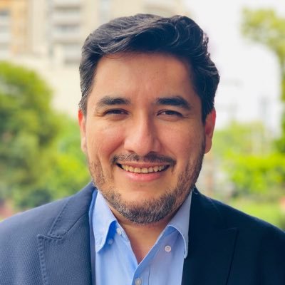 Apoyo a las empresas a crecer mejor en marketing, ventas y servicios con inbound.