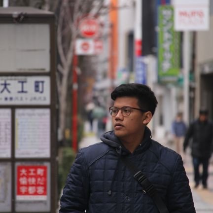 zhafranady's profile picture. Person who believes in reality.