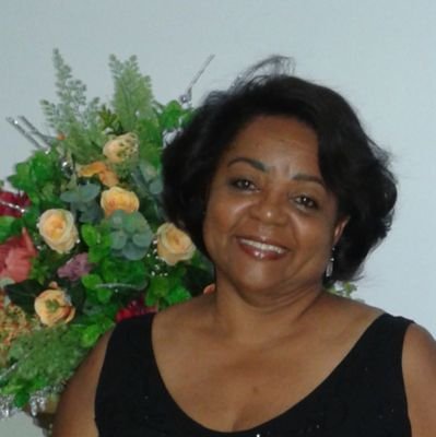 Mineira de Paracatu, mora em Brasília. Evangélica e   esquerdopata!✊🌾🇧🇷