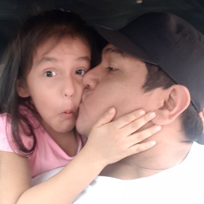 Súper alegré , amiguero y sincero