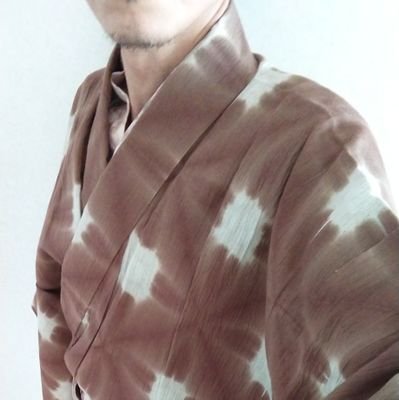 着物ライフを楽しんでいるきもの男子。鑑定士(タロット、四柱推命)。皇蝶ブランド正規代理店。アクセサリー作り。
よさこい。