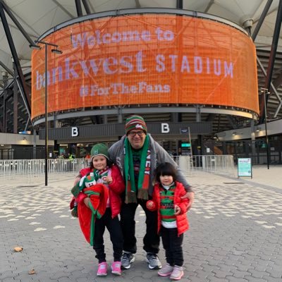 3 Loves of my life: Family, Rabbitohs and Horse Racing. 👦🏻👩🏻👧🏻👶🏼 🐰 🐎