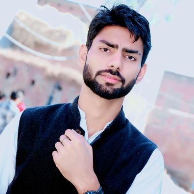 किसान परिवार 👳 Editor (संपादक ) 🎬 पत्रकारिता एवं जनसंचार विभाग 🗞️🗞️