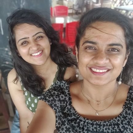 chai_kaapi's profile picture. One is chai🍵, one is kaapi ☕
Exploring everything edible under the sun and living the unfulfilled culinary school dream. 
👩‍🍳Going global with local