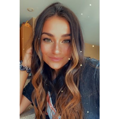 • snap: opiecoro_11 • insta: oliviapiecoro • cosmetology insta: _looksbyolivia_ • the color room florence • premier athletics northern kentucky •