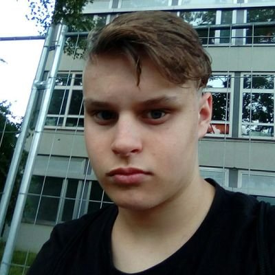 Steinburger4's profile picture. I'm nice I plays minecraft I'm 16 and aways ready to fight