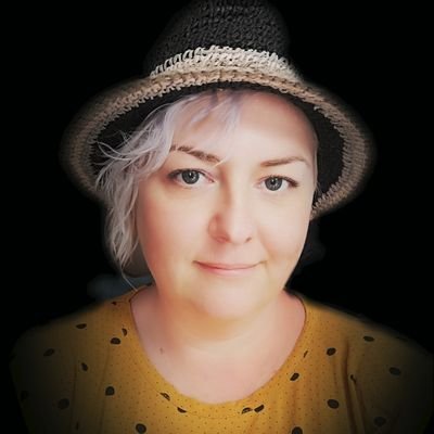 Senior Biomedical Scientist by trade. Biomed MSc and BSc. Mum. Wife. Friend. Hugger. Party animal. Any views or opinions expressed are my own.