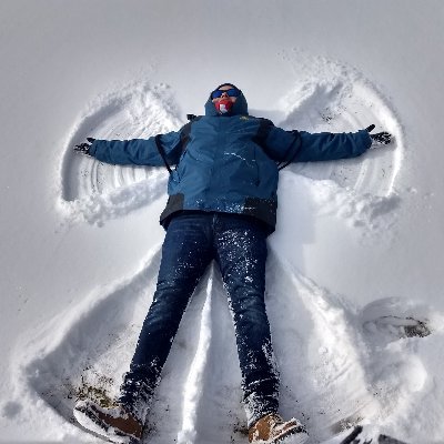 manuelgalindog's profile picture. 29 vueltas | Ingeniero en Software | Sonora, MX 🌵☀️
ig: manuelgalindog