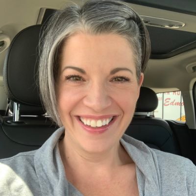 Mom, wife, daughter, sister, friend and banker. Views and opinions are my own!