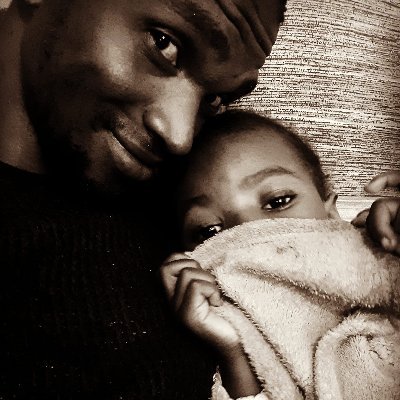 Tloutc's profile picture. 👨‍🎓 An unemployed  Public Administration graduate. A loving father to my daughter Reitumetsi ❤