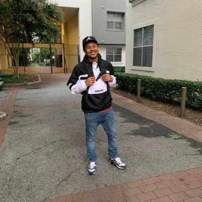 _beentootrill's profile picture. 23.