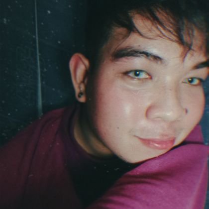 markjuab27's profile picture. 