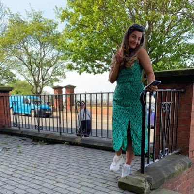 Amanda Hillis mandahillis X