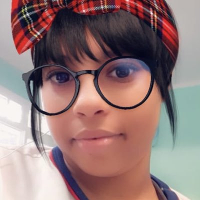 DaianneFerrei12's profile picture.