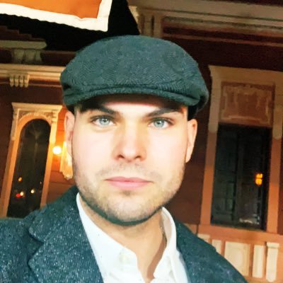 crcabrales's profile picture. 