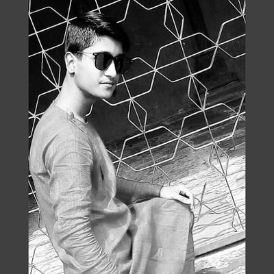 Shamsha59022503's profile picture. student