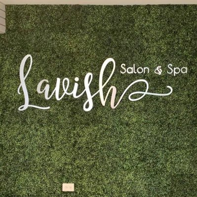 Lavish Salón & Spa ofrece una amplia variedad de tratamientos estéticos, así como cuidado de tu cabello y uñas✨🌿 ¡Visítanos! Tel. 787-425-0050