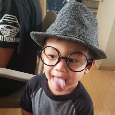 Mike10711561's profile picture. kolohe