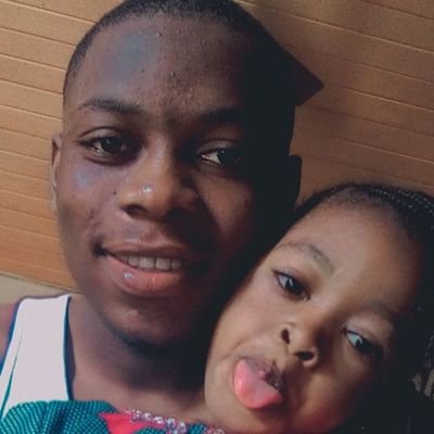 RasaqAyomide11's profile picture. 