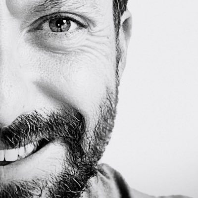 gsantoroTW's profile picture. Giornalista. @raiuno @italyslang @tsunamitourfilm #indietrotutta30 @radio1Rai. Complice leggero strabismo rivendico un diverso punto di vista sulle cose