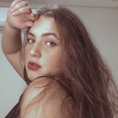 gabsoliveira__'s profile picture. Be your own peace ⚓️