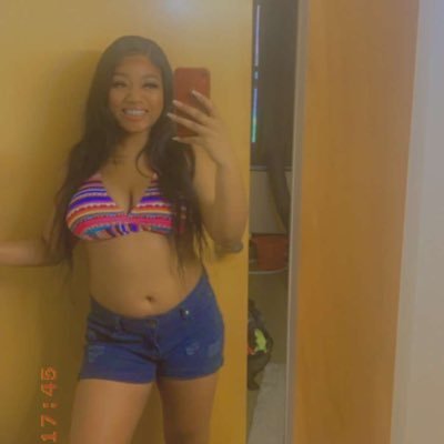 21 💋 | MO ✈️TX |USAF 🇺🇸 ✈️. follow me on insta & snap @ being_rachell