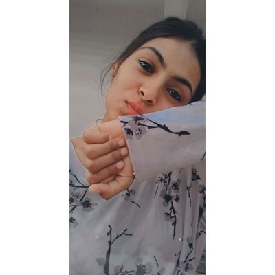 Khushbucharel's profile picture. Mahadev lover🤞
Neymar j r ⚽️
19/10/01 🎂
18 teen 🖤
dolly ❤️