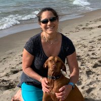 Carly Fifer (@cagofif) Twitter profile photo