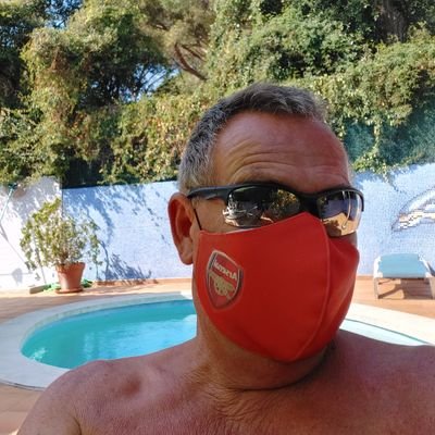 Arsenal mad live spain costa brava season ticket holder north bank lower tier love beer good food and Red wine, having a party and having good time with family