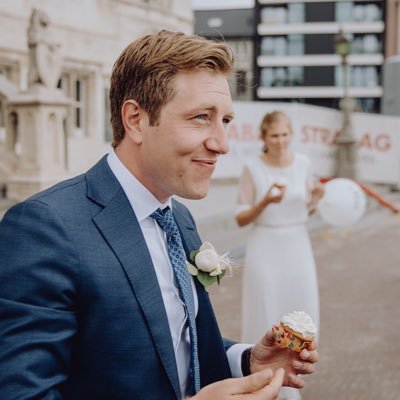 International Sales Manager, Bio-dynamics, world traveller - historian - geopolitics - 45 countries and counting. Lived and worked in Africa, Latvia and Ukraine