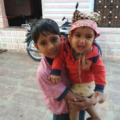 pradhan33848122's profile picture. pàayàs dàiry