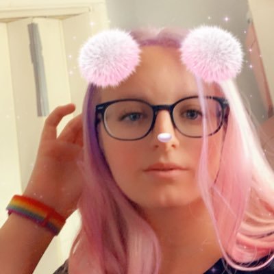 Elsbels60's profile picture. #DULFC #Baller 💖💖