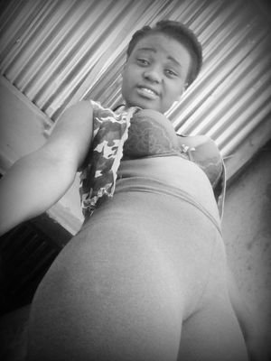 RevoningoH's profile picture. mama MEMORY