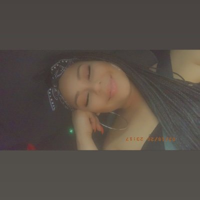 my name is melody and I like to laugh and eat Good food.. 💕 Period🤞🏽