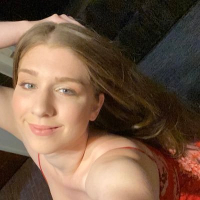 jenniferlyli's profile picture. Am simple lady I respect Man a lot and am hardworking I like reading