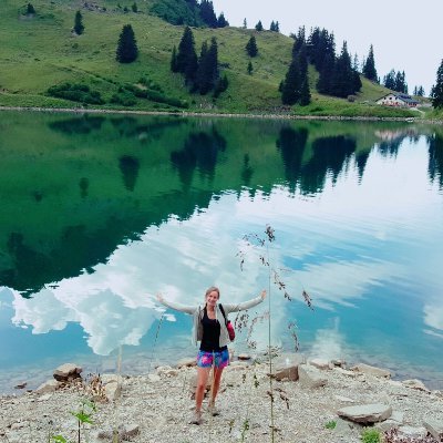 J_Bagautdinova's profile picture. Neuroscience PhD student at PennLINC @Penn @PennNGG | MSc in Neuroscience, University of Geneva @unige_en