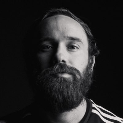 sports photographer and producer for hire 📷 / passionate about ⚽️ in America / he, him / contact: danielkobin@gmail.com