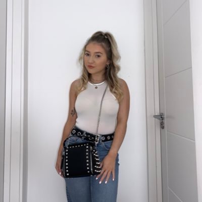 jess_labrum's profile picture. ✈️☕️☔️🗽