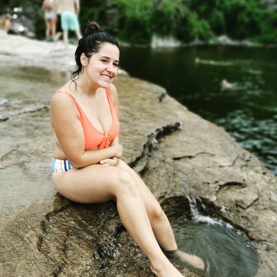 _ashleylalonde's profile picture. 