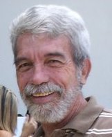 Profesor jubilado de la UPEL, Ecologista con experiencia en Gestión de Riesgos, Coordinador del Grupo FBK