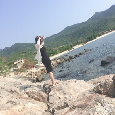 HuynhQuocThuon2's profile picture. Wish everyone always happy and successful🇻🇳🌻❤️🌻🇻🇳