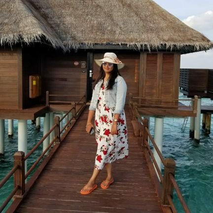 yazhini_m's profile picture. Food 🥘 | Travel🌏 | Adventure 🦸 | Lifestyle 💃