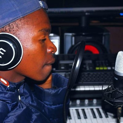 Artist ,Hip hop, piano, trap singer,🇿🇦🎵
For bookings mstar6598@gmail.com 🇿🇦