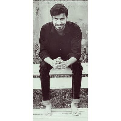 1MuneebChaudhry's profile picture. Eccedentesiast
