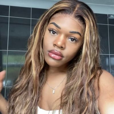 jodieosem's profile picture. 